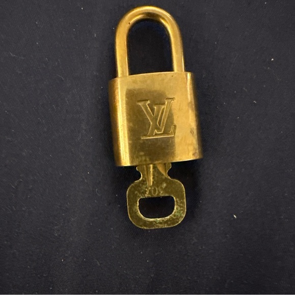 Louis Vuitton Brass #307 Padlock with Key